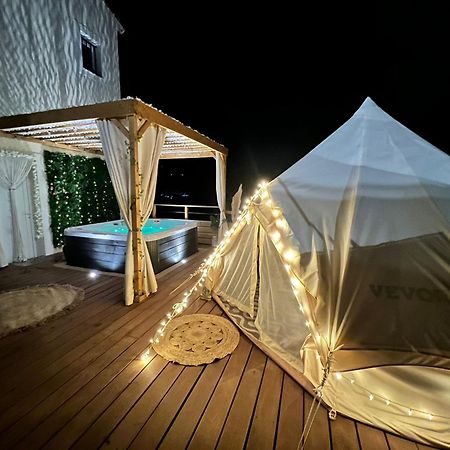 Love Room Tente Lodge Spa Mfg Chez C&C, Exclusivement Reservee Aux Adultes Cantaron Exterior photo